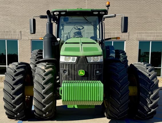Image of John Deere 8345R equipment image 2