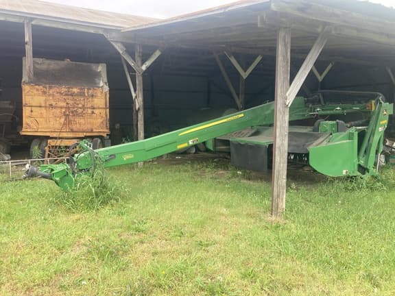 Image of John Deere 835 Primary image