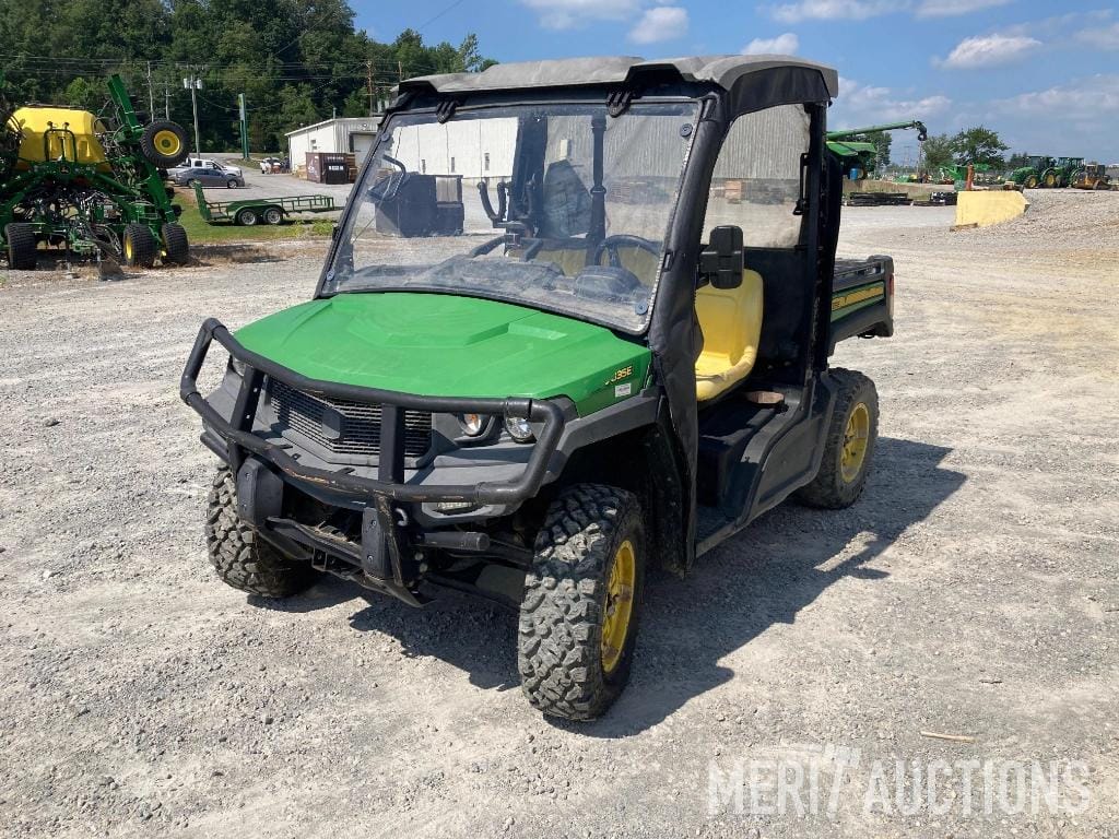 2018 John Deere Gator XUV 835E Equipment Image0