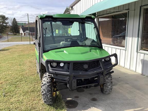 Image of John Deere XUV 835R equipment image 4