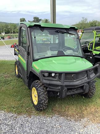 Image of John Deere XUV 835R equipment image 1