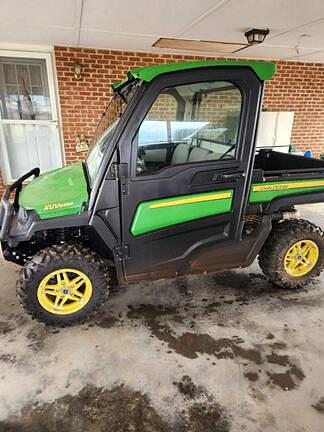 Image of John Deere XUV 835R equipment image 4