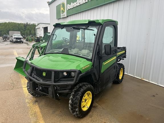 Image of John Deere XUV 835R Primary image