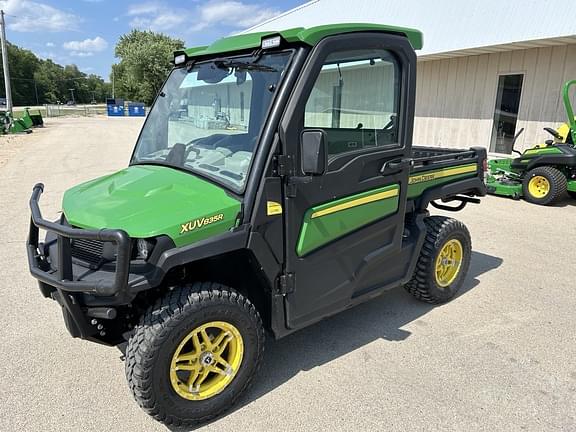 Image of John Deere XUV 835R Primary image