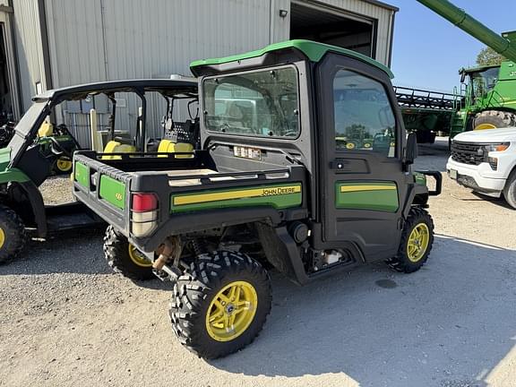 Image of John Deere XUV 835R equipment image 3