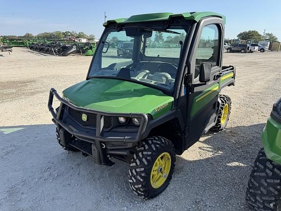 Image of John Deere XUV 835R Primary image