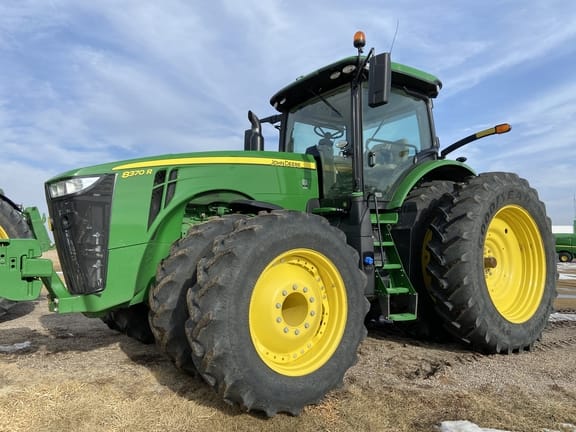 Main image John Deere 8370R