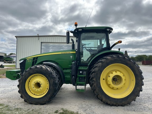 2018 John Deere 8370R Equipment Image0