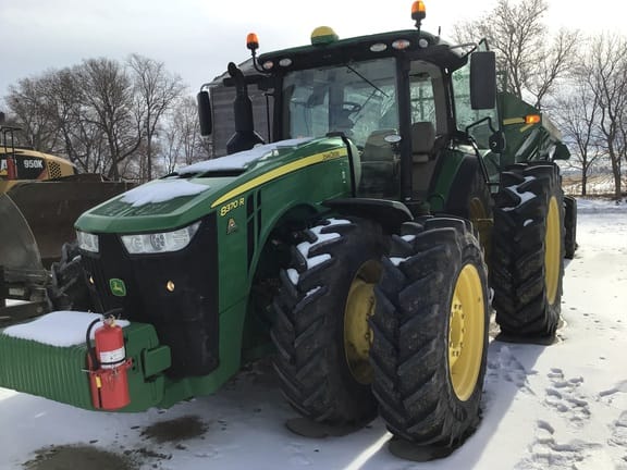 2018 John Deere 8370R Equipment Image0