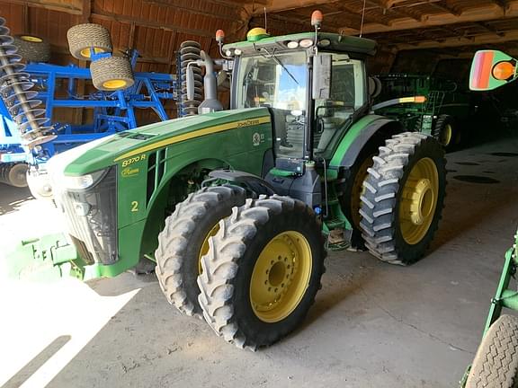 Image of John Deere 8370R Primary image