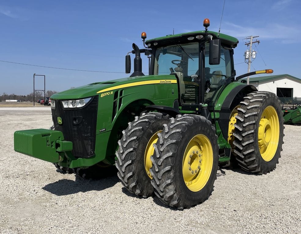 Main image John Deere 8370R