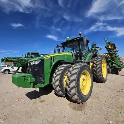 2018 John Deere 8370R Equipment Image0