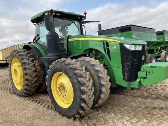 Main image John Deere 8370R