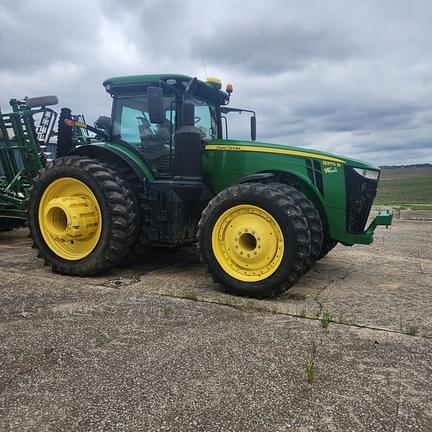 Image of John Deere 8370R Primary image