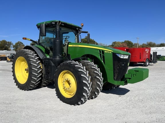 Main image John Deere 8370R