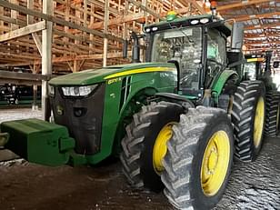 Main image John Deere 8370R 11