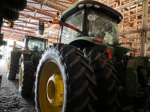 Main image John Deere 8370R 5