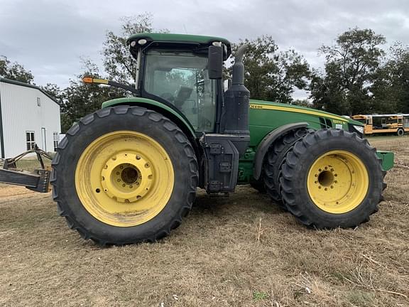 Image of John Deere 8370R equipment image 4