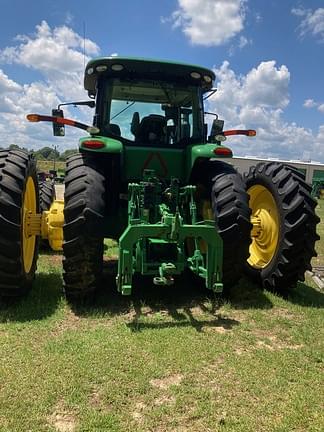 Image of John Deere 8370R equipment image 4