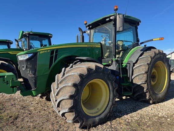 Image of John Deere 8370R Primary image