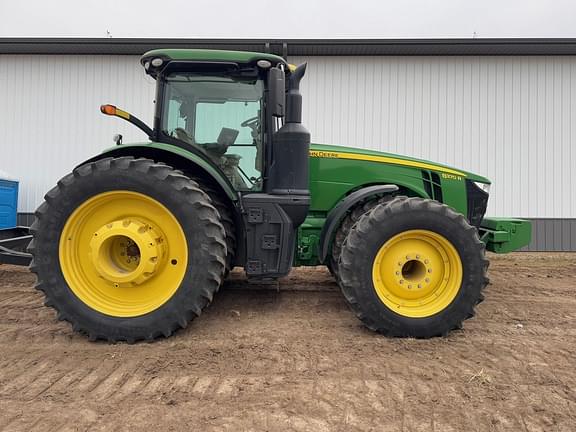 Image of John Deere 8370R equipment image 3