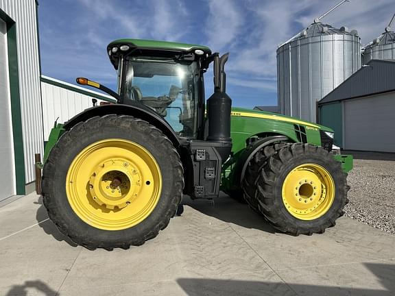 Image of John Deere 8370R Primary image