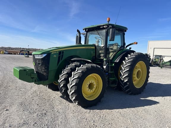Image of John Deere 8370R Primary image