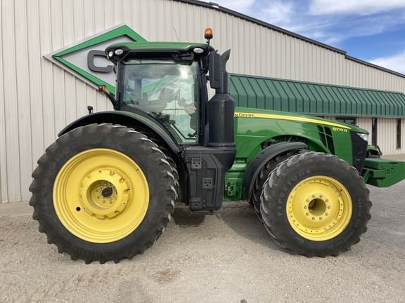 Main image John Deere 8370R