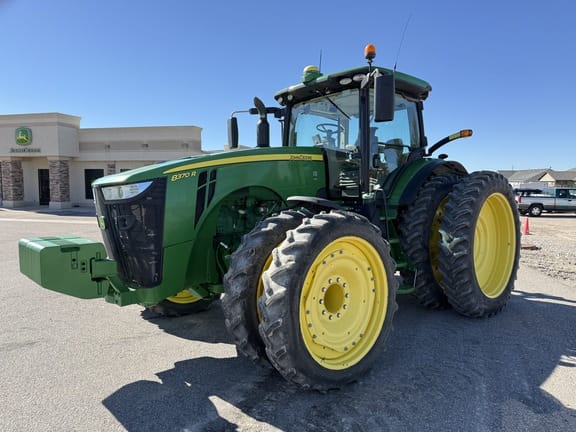 2018 John Deere 8370R Equipment Image0