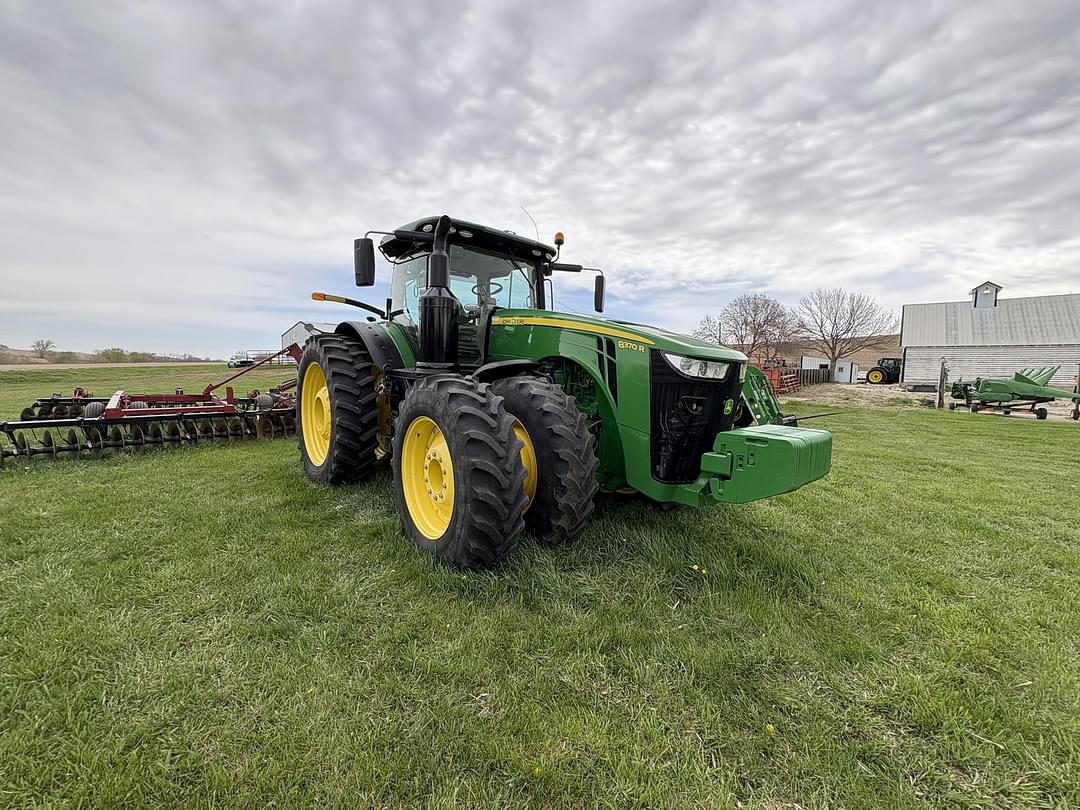 Image of John Deere 8370R Primary image
