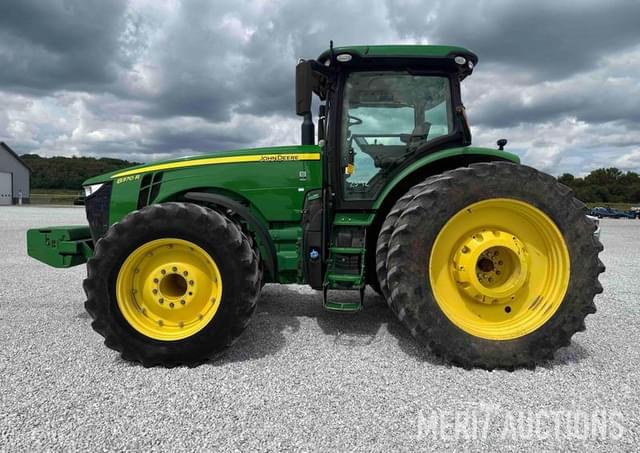 Image of John Deere 8370R equipment image 1