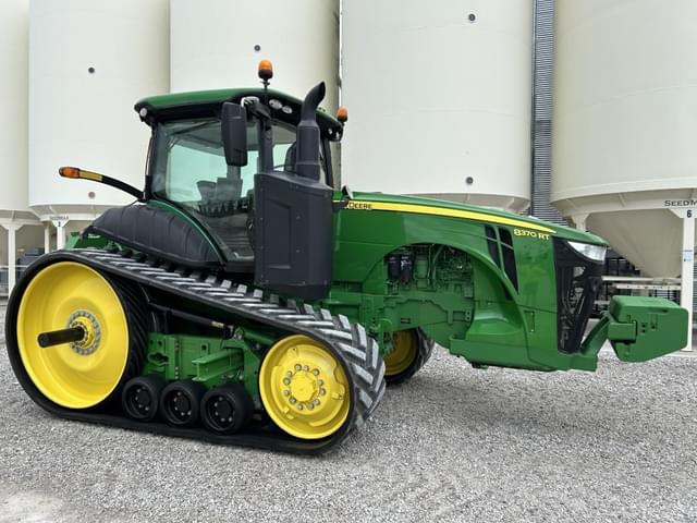 Image of John Deere 8370RT equipment image 1