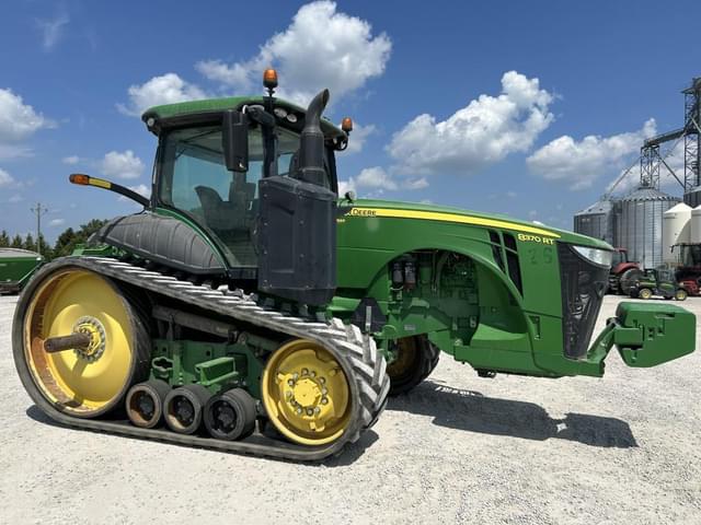 Image of John Deere 8370RT equipment image 1