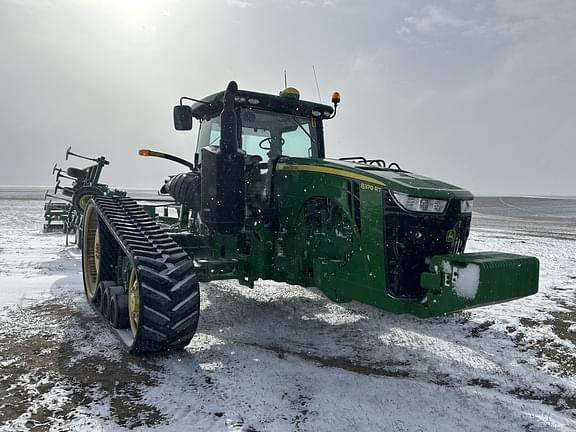 Image of John Deere 8370RT equipment image 1