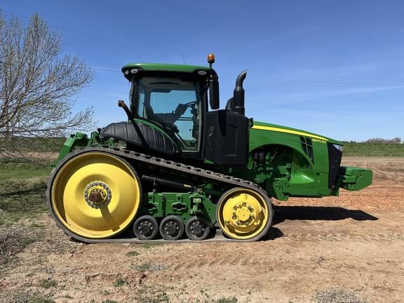 Image of John Deere 8370RT equipment image 2