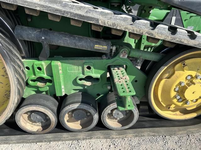 Image of John Deere 8370RT equipment image 3