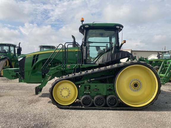 Image of John Deere 8370RT equipment image 1