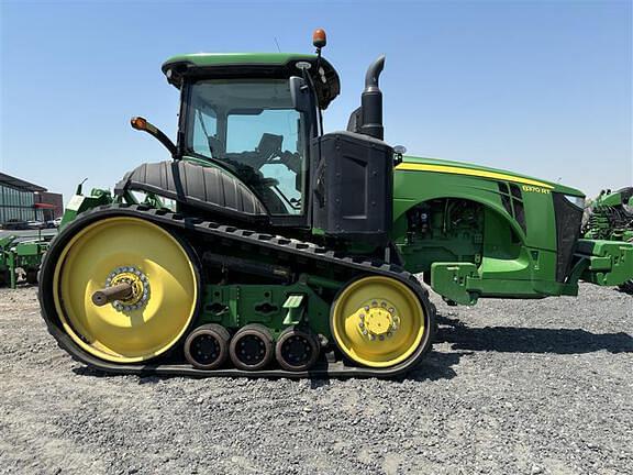 Image of John Deere 8370RT equipment image 1