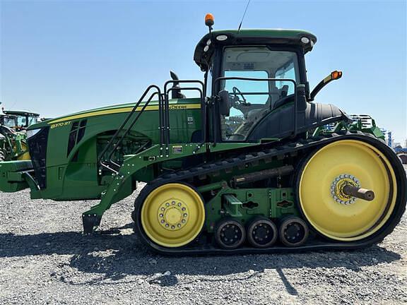 Image of John Deere 8370RT equipment image 3