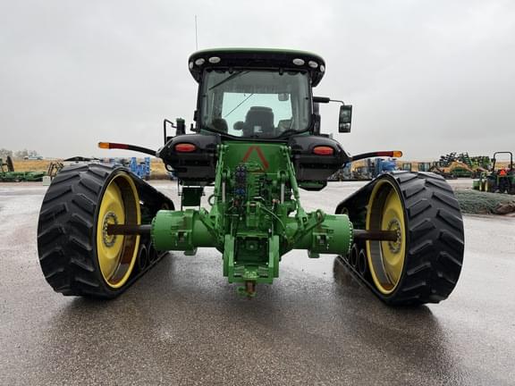 Image of John Deere 8370RT equipment image 3