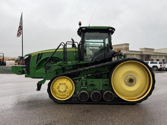 Image of John Deere 8370RT equipment image 1