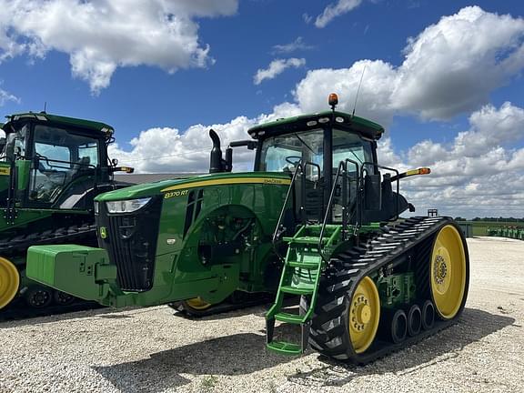 Image of John Deere 8370RT equipment image 1