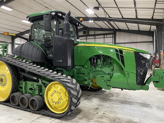 Image of John Deere 8370RT equipment image 2