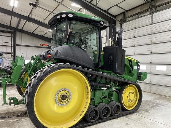 Image of John Deere 8370RT equipment image 1