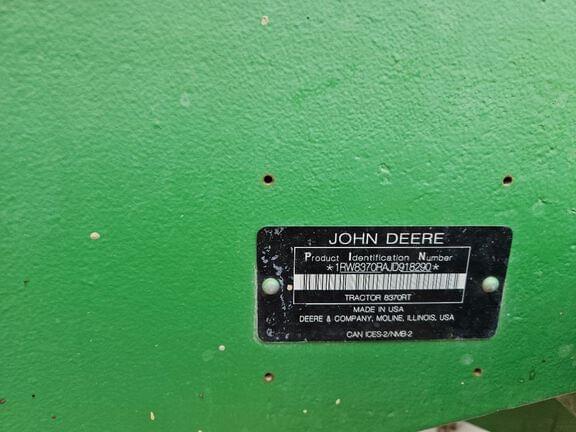 Image of John Deere 8370RT equipment image 4