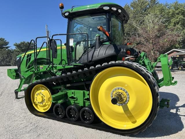 Image of John Deere 8370RT equipment image 4