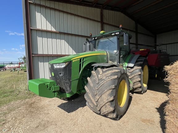 Image of John Deere 8400R equipment image 1