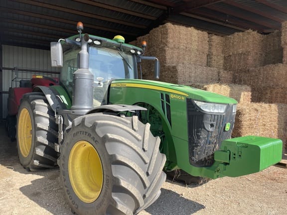2018 John Deere 8400R Equipment Image0