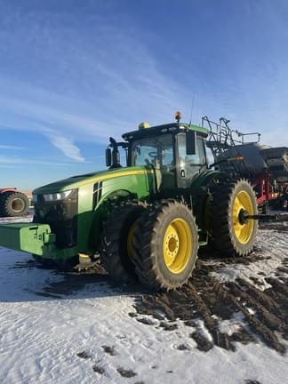 Image of John Deere 8400R equipment image 4