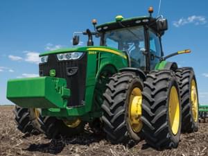 2018 John Deere 8400R Image